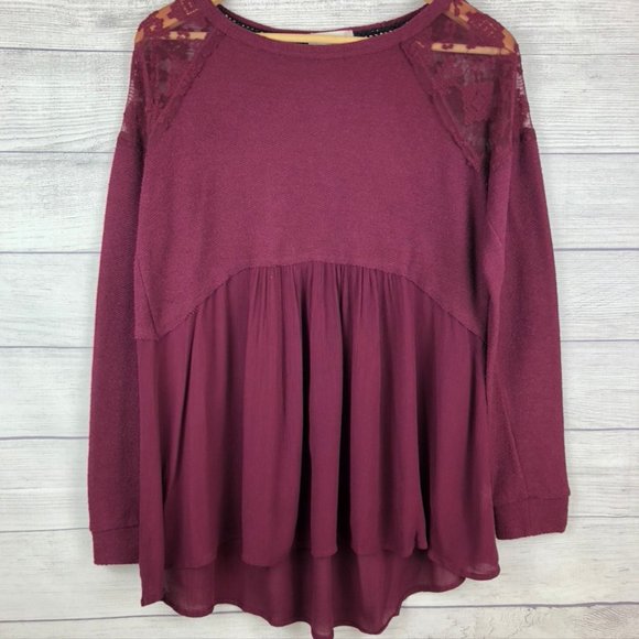 Altar'd State Tops - Altar'd State Boho Lace Shoulder Top